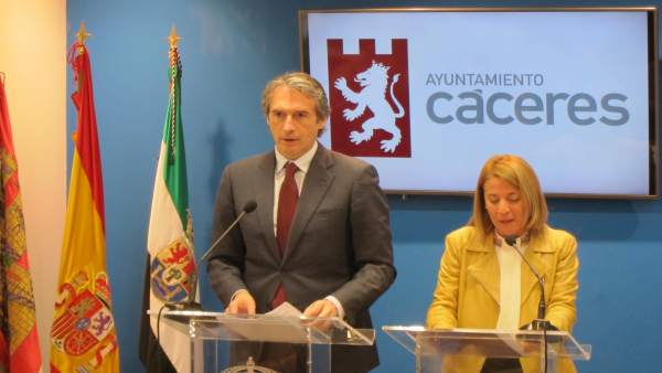 El ministro de Fomento visita Cáceres El ministro de Fomento visita Cáceres