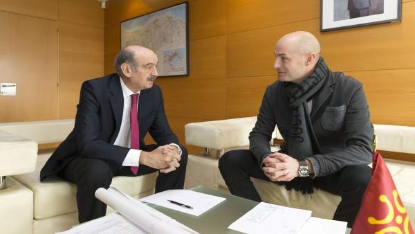 Mazón se reúne con el alcalde de Puente Viesgo Mazón se reúne con el alcalde de Puente Viesgo