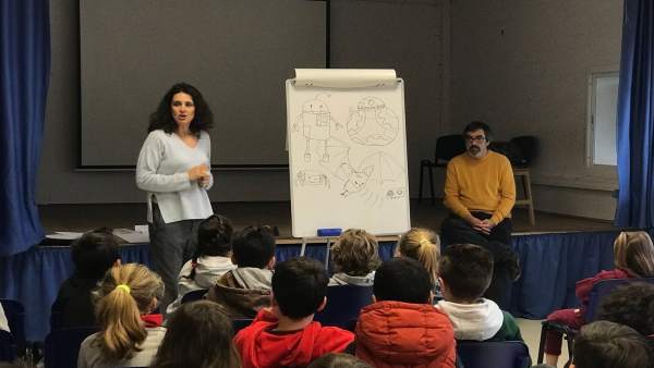 Colegio Torremolinos UMA charla visibilizar mujer ciencia Colegio Torremolinos UMA charla visibilizar mujer ciencia