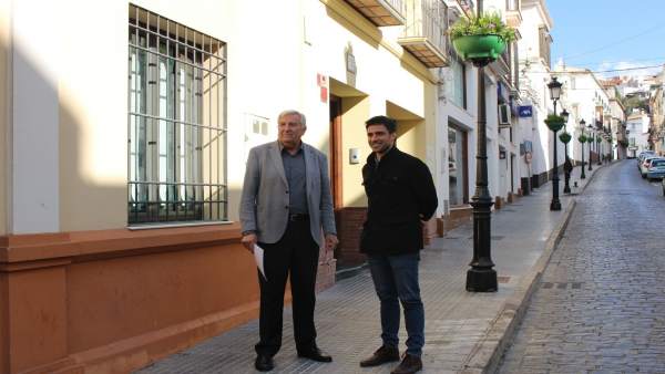 Np: El Área De Medio Ambiente Desarrolla Un Plan De Embellecimiento En El Centro Np: El Área De Medio Ambiente Desarrolla Un Plan De Embellecimiento En El Centro