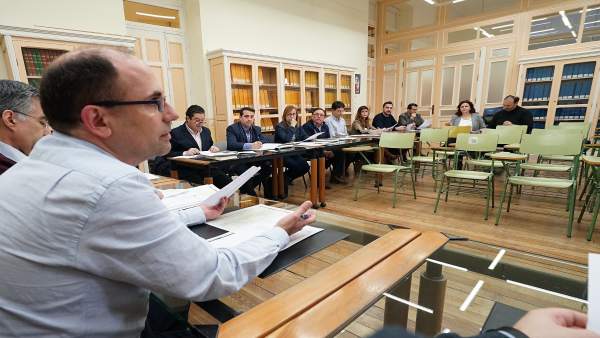 El concejal de Valladolid Luis Vélez, en la reunión sobre el taxi metropolitano El concejal de Valladolid Luis Vélez, en la reunión sobre el taxi metropolitano