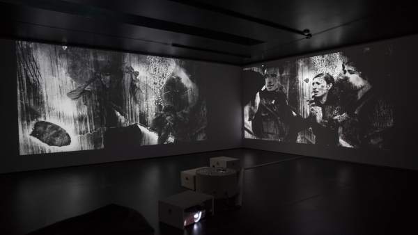 Exposición IKIMILIKILIKLIK. El Universo de Joxean Artze Exposición IKIMILIKILIKLIK. El Universo de Joxean Artze