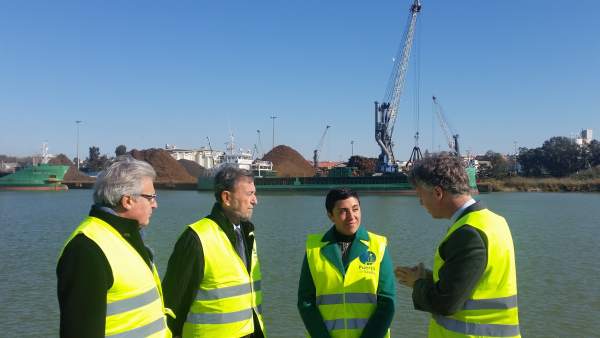 Visita al puerto de Sevilla Visita al puerto de Sevilla