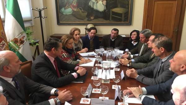 Reunión por la aceituna Reunión por la aceituna