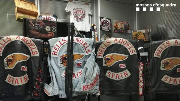 Los Mossos detienen a Hells Angels. Los Mossos detienen a Hells Angels.