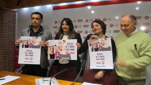 Andrés y Temprano junto a las secretarias de Igualdad de CCOO y UGT Andrés y Temprano junto a las secretarias de Igualdad de CCOO y UGT