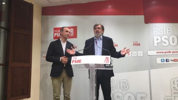 Los senadores Antich y Pons Los senadores Antich y Pons
