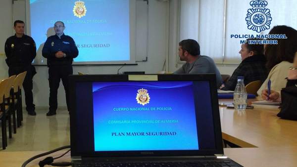 Detenido Un Individuo Por Robar En Repetidas Ocasiones En El Domicilio De Su Vec Detenido Un Individuo Por Robar En Repetidas Ocasiones En El Domicilio De Su Vec