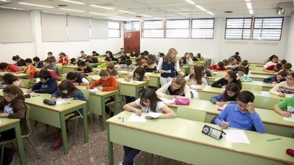 Imagen de una edición anterior de la jornada matemática Imagen de una edición anterior de la jornada matemática