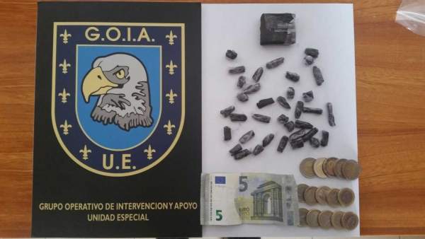 Droga intervenida por la Policía Local de Las Palmas de Gran Canaria Droga intervenida por la Policía Local de Las Palmas de Gran Canaria