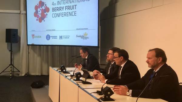 Presentación del Congreso de Frutos Rojos en Fruit Logistica, en Berlín. Presentación del Congreso de Frutos Rojos en Fruit Logistica, en Berlín.
