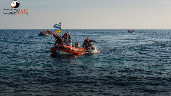Voluntarios de Proem-AID en un rescate Voluntarios de Proem-AID en un rescate