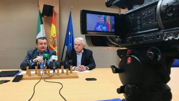 El delegado del Gobierno en Andalucía, Antonio Sanz, en rueda de prensa El delegado del Gobierno en Andalucía, Antonio Sanz, en rueda de prensa