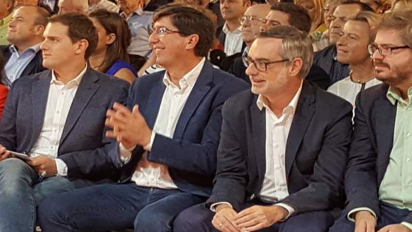 Albert Rivera, Juan Marín y José Manuel Villegas (Cs) Albert Rivera, Juan Marín y José Manuel Villegas (Cs)