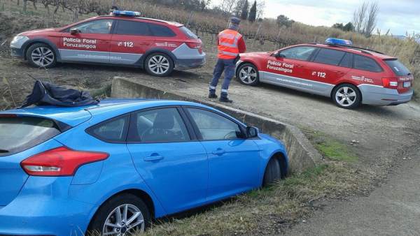 Vehículo a la fuga y accidentado en Cascante Vehículo a la fuga y accidentado en Cascante