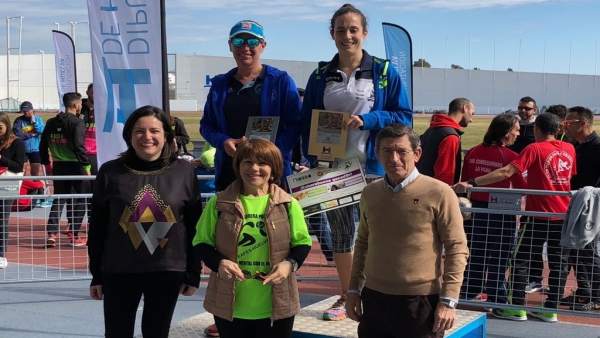 Las ganadoras de la VIII carrera 'La salud mental con el deporte' Las ganadoras de la VIII carrera 'La salud mental con el deporte'