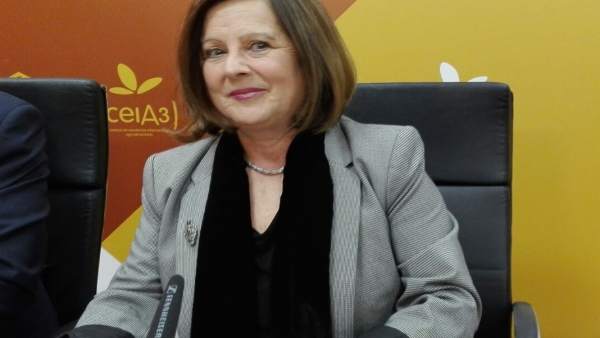 La consejera de Igualdad y Políticas Sociales, María José Sánchez Rubio La consejera de Igualdad y Políticas Sociales, María José Sánchez Rubio