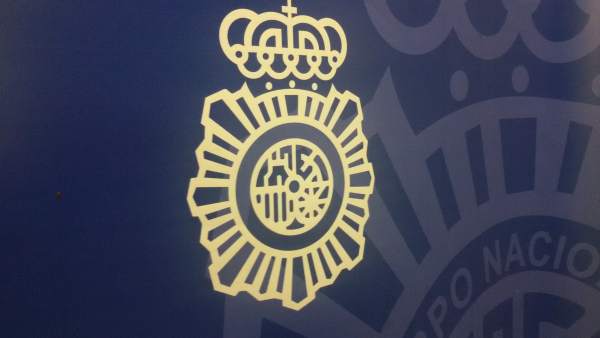 Nota De Prensa: 'La Policía Nacional Detiene A Un Individuo Que Sustrajo Violent Nota De Prensa: 'La Policía Nacional Detiene A Un Individuo Que Sustrajo Violent