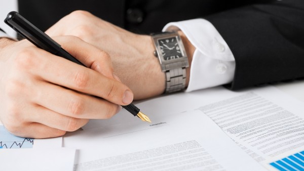 Contrato Contrato
