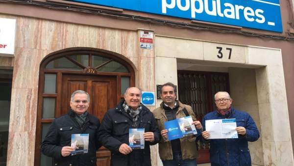 Campaña informativa del PP sobre la nueva ley del autónomo Campaña informativa del PP sobre la nueva ley del autónomo