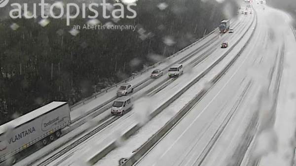Granizo en la AP-7. Granizo en la AP-7.