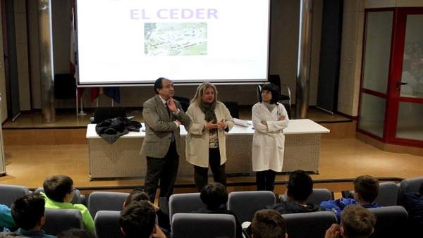 Celebración del Día Internacional de la Mujer y la Niña en la Ciencia Celebración del Día Internacional de la Mujer y la Niña en la Ciencia