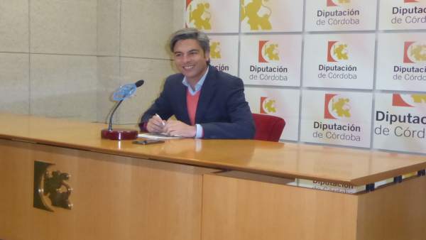 Lorite en la rueda de prensa Lorite en la rueda de prensa