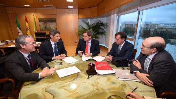 Firma de operación de Tesorería de Diputación con el Banco Sabadell Firma de operación de Tesorería de Diputación con el Banco Sabadell