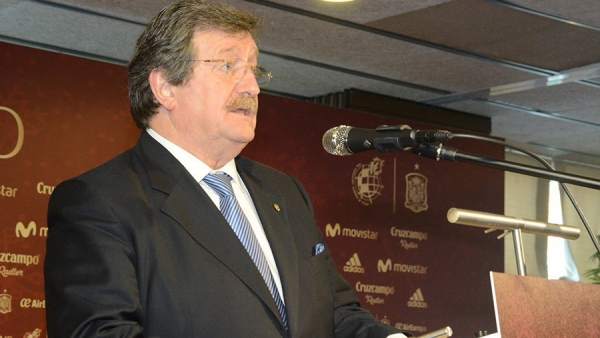 Juan Luis Larrea Juan Luis Larrea