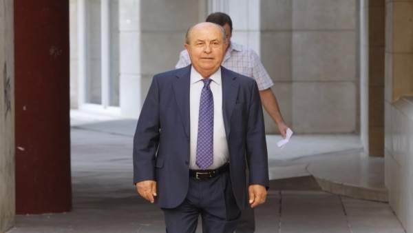 El exalcalde de Granada José Torres Hurtado llega a los juzgados para declarar El exalcalde de Granada José Torres Hurtado llega a los juzgados para declarar