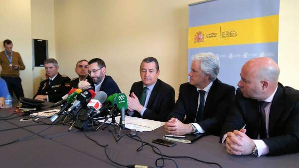 Sanz, en rueda de prensa en La Línea Sanz, en rueda de prensa en La Línea