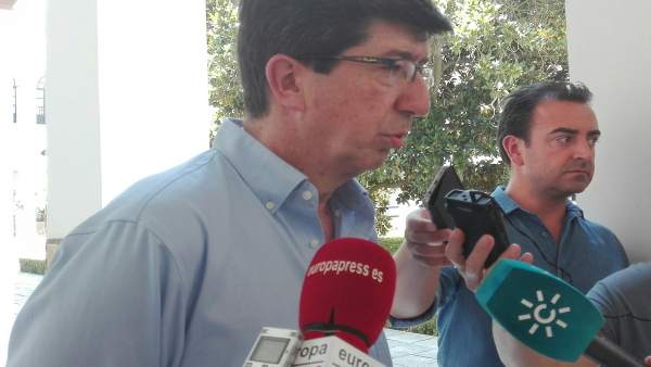 El líder andaluz de Cs, Juan Marín, en declaraciones a los periodistas El líder andaluz de Cs, Juan Marín, en declaraciones a los periodistas