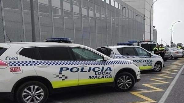 Coche policía local málaga vehículo policial control Coche policía local málaga vehículo policial control