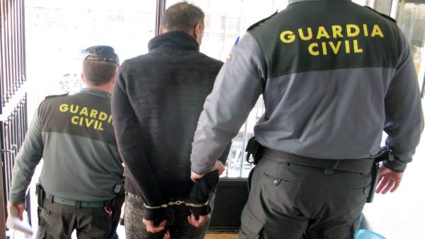 La Guardia Civil Desmantela Un Violento Grupo Criminal Que Asaltó A Tres Viandan La Guardia Civil Desmantela Un Violento Grupo Criminal Que Asaltó A Tres Viandan