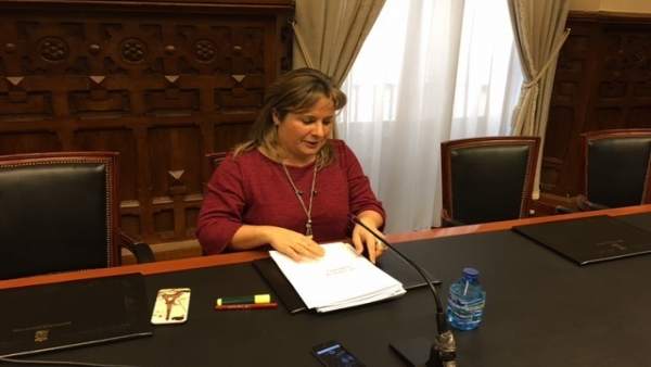 Esther Pérez en la rueda de prensa Esther Pérez en la rueda de prensa