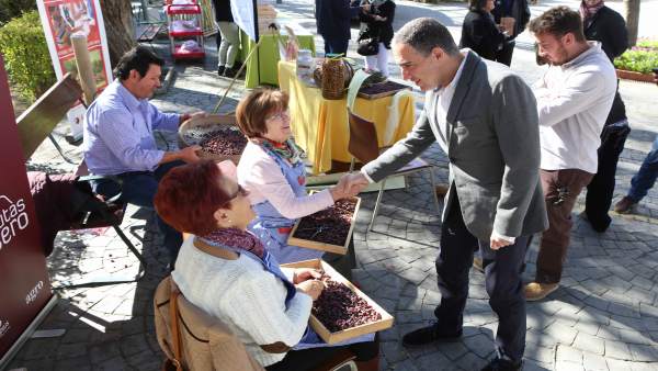 Presidente de la diputaciónd e málaga elías bendodo en la noria 5 años aniversar Presidente de la diputaciónd e málaga elías bendodo en la noria 5 años aniversar