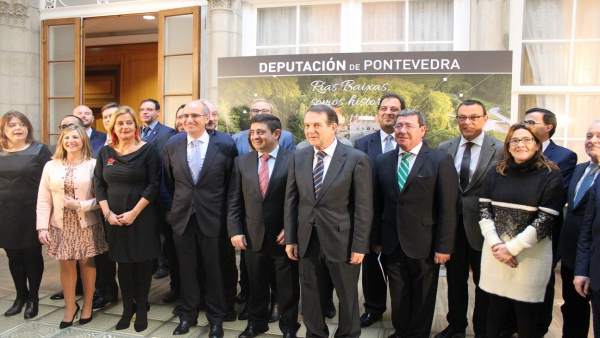 Comisión de Diputaciones en Pontevedra Comisión de Diputaciones en Pontevedra
