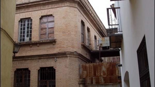 La fábrica de sombreros antes de las obras acometidas La fábrica de sombreros antes de las obras acometidas