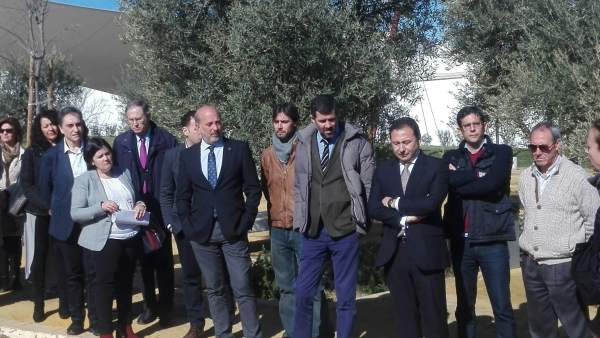 Gil-Toresano ha inaugurado el Parque Olivar del Castillo Gil-Toresano ha inaugurado el Parque Olivar del Castillo