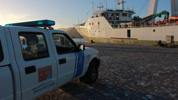 El pesquero Playa Pesmar Uno apresado por Argentina en el puerto de Comodoro El pesquero Playa Pesmar Uno apresado por Argentina en el puerto de Comodoro