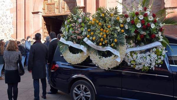 Funeral del joven Funeral del joven