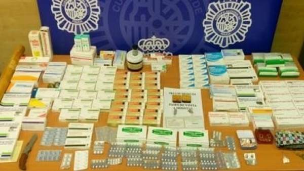 Efectos registro hombre málaga recetas falsificadas y sellos médicos Efectos registro hombre málaga recetas falsificadas y sellos médicos