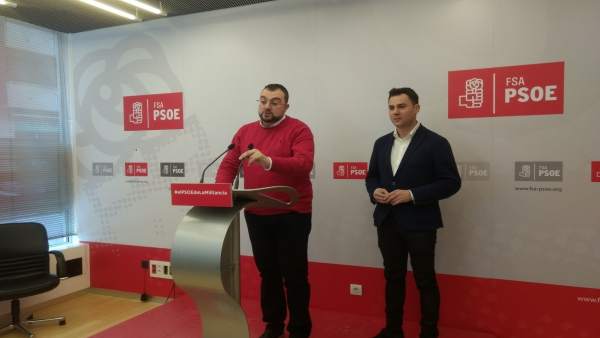 Adrián Barbón y Javier Cendón. Adrián Barbón y Javier Cendón.