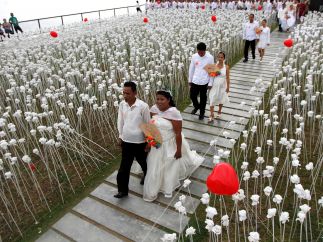 Boda masiva por San Valentín