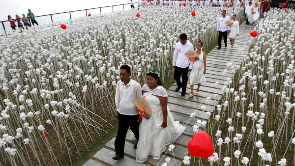 Boda masiva por San Valentín