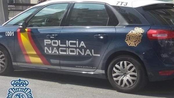 Coche de la Policía Nacional Coche de la Policía Nacional