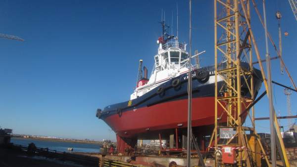 Barco de astilleros (Huelva). Barco de astilleros (Huelva).