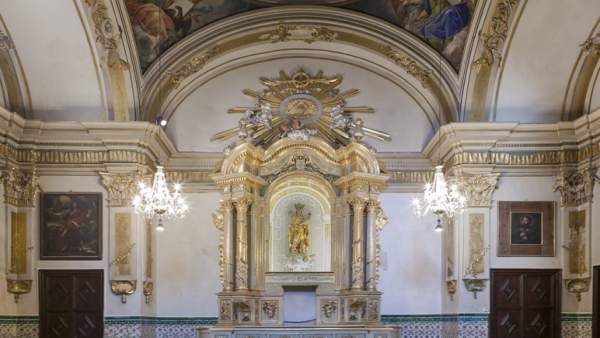 La Capella de la Comunió de Sant Nicolau torna a brillar amb la seua restauració La Capella de la Comunió de Sant Nicolau torna a brillar amb la seua restauració