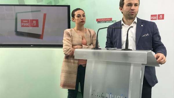 Rueda de prensa de Millán y Gámez Rueda de prensa de Millán y Gámez