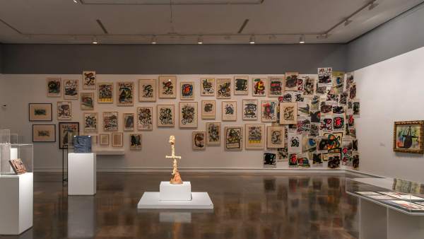 Una panorámica de una de las salas de la exposición 'Joan Miró, orden y desorden' Una panorámica de una de las salas de la exposición 'Joan Miró, orden y desorden'